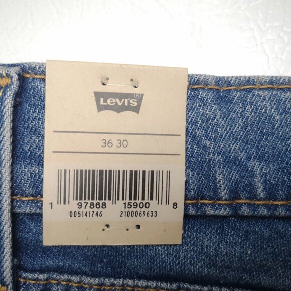 NWT Levi's 514 Men's Size 36/30 Straight Leg Medium Wash Blue Jeans - Picture 2 of 14